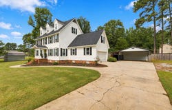 66 Cain Road, Laurens, SC 29360