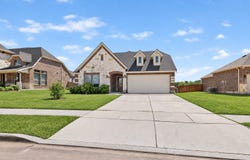 540 Winnetka Drive, Oak Point, TX 75068