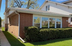 5445 S 73rd Avenue, Summit, IL 60501