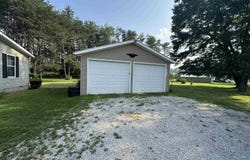 6122 State Road 60 W, Mitchell, IN 47446