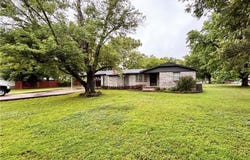 415 N Vine ST, Hackett, AR 72937