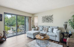1345 PINE RIDGE Circle E, TARPON SPRINGS, FL 34688