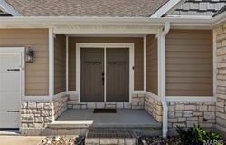 40 Ridgeway Drive, Benton, MO 63736