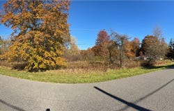 Capel Road, Grafton, OH 44044