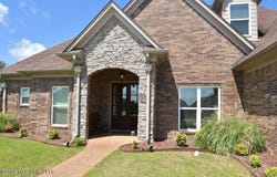 4713 Bakersfield Drive, Nesbit, MS 38651