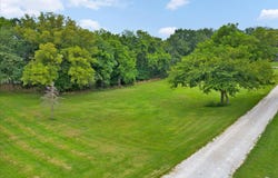 Rainbow Lane, Dadeville, MO 65635