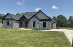 75 Emerald Lane, Greers Ferry, AR 72067