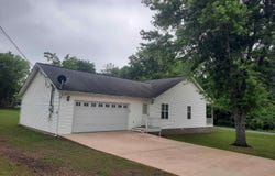 615 Jackson, Mountain View, AR 72560