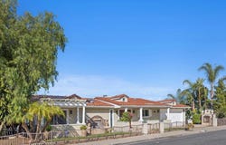 5713 Desert View Drive, La Jolla, CA 92037