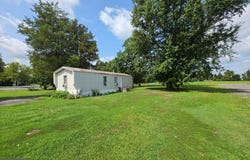 11651 COUNTY SEAT Highway, LAUREL, DE 19956
