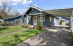 2421 KINCAID St, Eugene, OR 97405