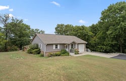 67150 E 260 Road, Grove, OK 74344