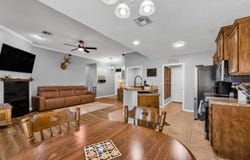 213 NW Cherry Ave, Cache, OK 73527