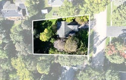 903 Ridge Road, Decorah, IA 52101