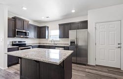 4211 W Santa Fe Square, Fayetteville, AR 72704