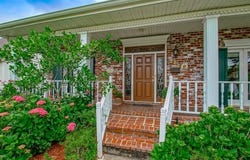 725 MARLENE Drive, Gretna, LA 70056