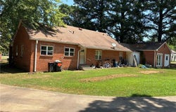 2813 W Commercial ST, Ozark, AR 72949