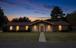2800 Wade Dr, Hattiesburg, MS 39401