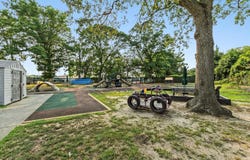 519 Shore Rd, Somers Point, NJ 08244