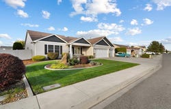8211 Snoqualmie Dr, Pasco, WA 99301