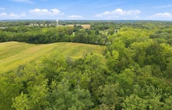 32nd Ave E, Milan, IL 61264