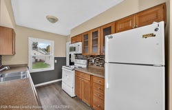 1919 Harding Avenue, Lansing, MI 48910