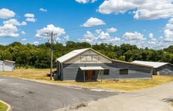 301 S Main, Meridian, TX 76665