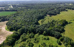 E Campbell Rd, Russellville, MO 65074