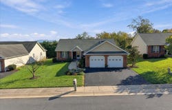 129 RED OAK DR, STAUNTON, VA 24401