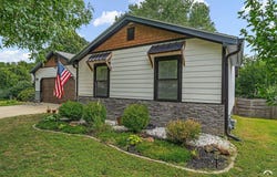 200 Sharon Drive, Lawrence, KS 66049