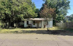 408 Petros Ave, Mena, AR 71953