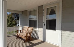 221 S Pine St, Pratt, KS 67124