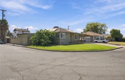 2137 Sacramento, Bakersfield, CA 93305