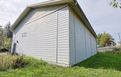 565 LINDY Ln, CoosBay, OR 97420