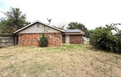 1819 W Midland Street, Shawnee, OK 74804