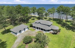 492 Sandy Point Drive, Beaufort, NC 28516