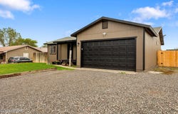 137 S Hamblin Street, Eagar, AZ 85925