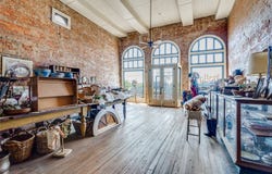 115 S Jefferson Street, Pilot Point, TX 76258