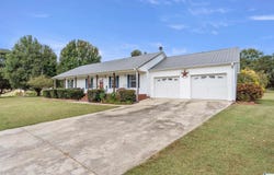 148 LELIA DRIVE, WARRIOR, AL 35180