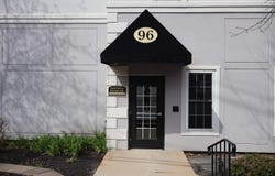 96 River Road, Manchester, NH 03104