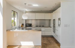 11 Marine Terrace, Santa Monica, CA 90401