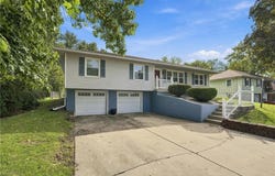 9053 E 83rd Street, Raytown, MO 64138