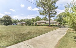 6889 Knoxville Road, Lizella, GA 31052