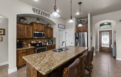 1812 Wandering Trail, Pleasanton, TX 78064