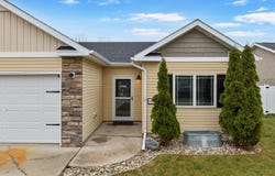 3008 11th St., Minot, ND 58703-0000