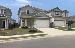 10906 SENTINEL Dr, Austin, TX 78747