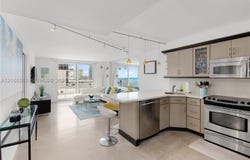 345 Ocean Dr, Miami Beach, FL 33139