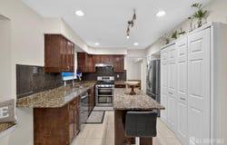 2 Dennison Place, Plainsboro, NJ 08536