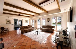 6703 N Kendall Dr, Pinecrest, FL 33156