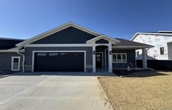 3303 Stonebrook Ln, Norfolk, NE 68701